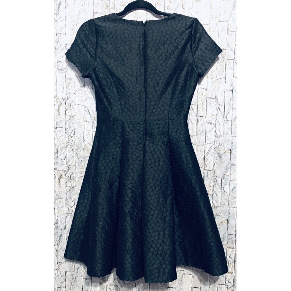 Banana Republic Fit Flare Dress Short Sleeves Black Womens Size 0 NWT - Picture 3 of 6